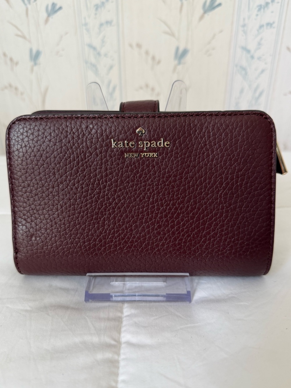 Kate Spade Leather Burgundy Wallet